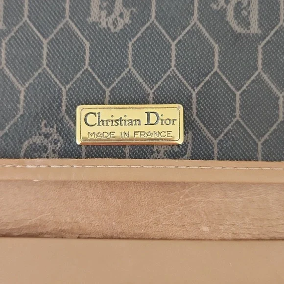 Dior Black and Tan Shoulder Bag - Picture 4 of 10